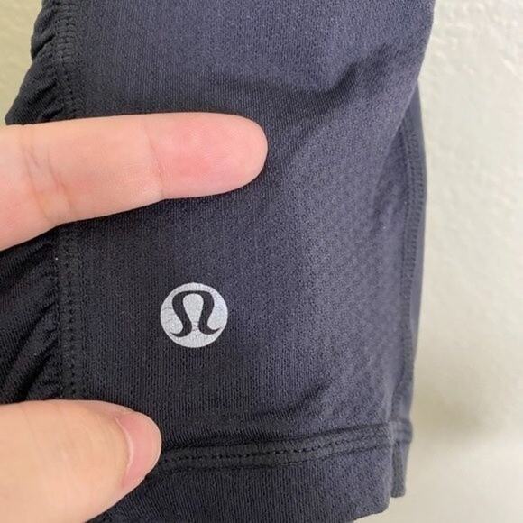 Lululemon athletica Deep Coal Run: In the Sun Crop 19" Size 6 - Picture 7 of 9